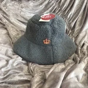 BNWT RARE Juicy By Juicy Couture Sherpa Womens Bucket Hat Juicy Couture | Accessories | Bnwt Rare Juicy By Juicy  main image 3